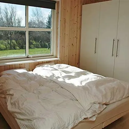 Three-bedroom Holiday Rorsangervaenget 01 * Bogø By